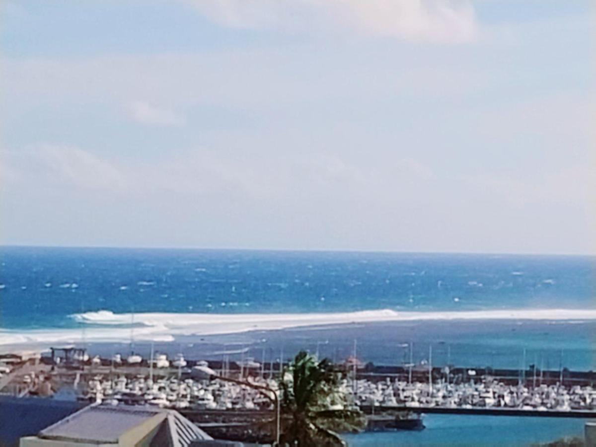 Spacieux T3 Vue Panoramique A Terre Sainte Saint Pierre Exterior photo